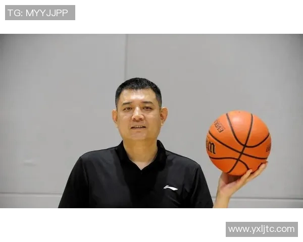 巩晓彬：从篮球明星到教练的传奇人生与中国篮球的未来展望