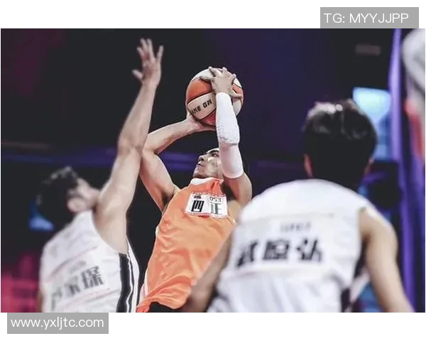 篮球明星拉马的传奇之路与他对篮球运动的深刻影响
